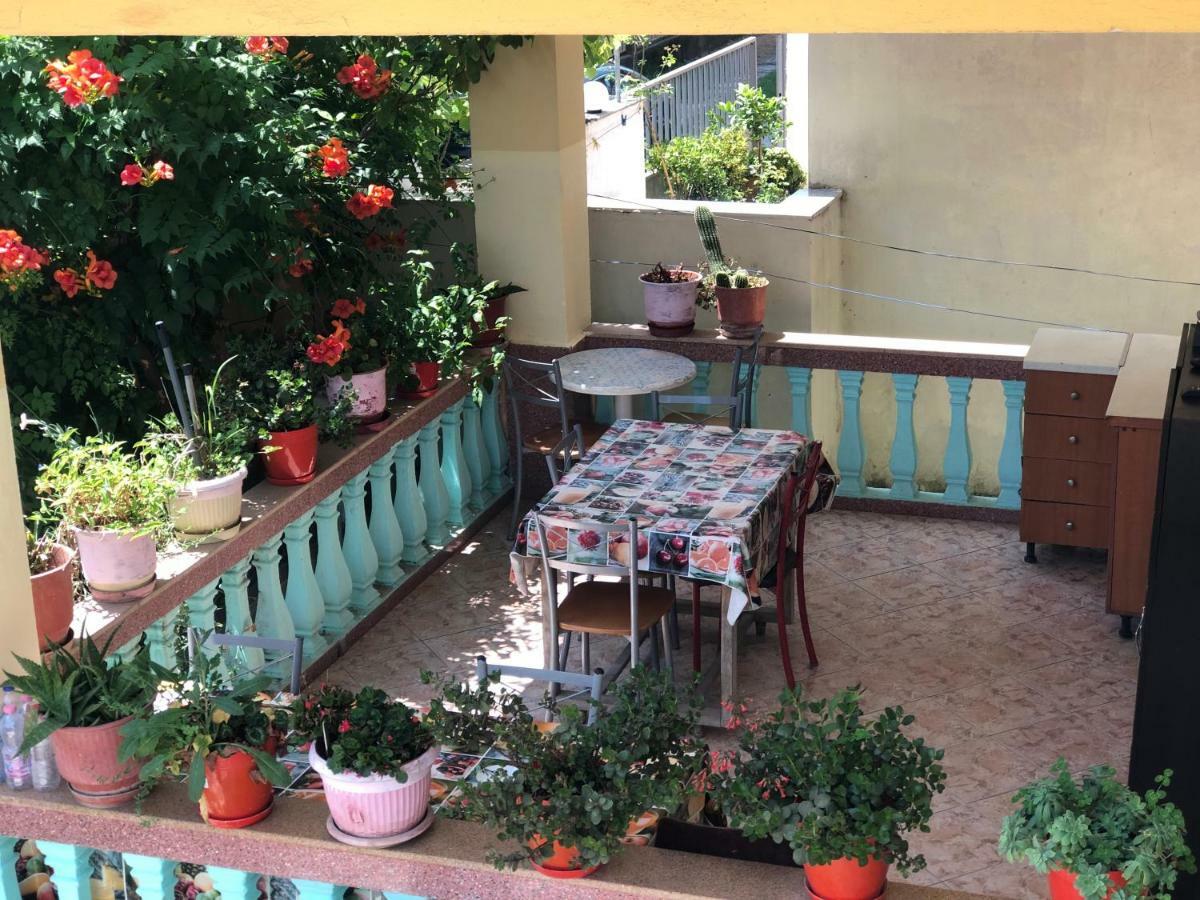 Guest House Murati Durrës Buitenkant foto