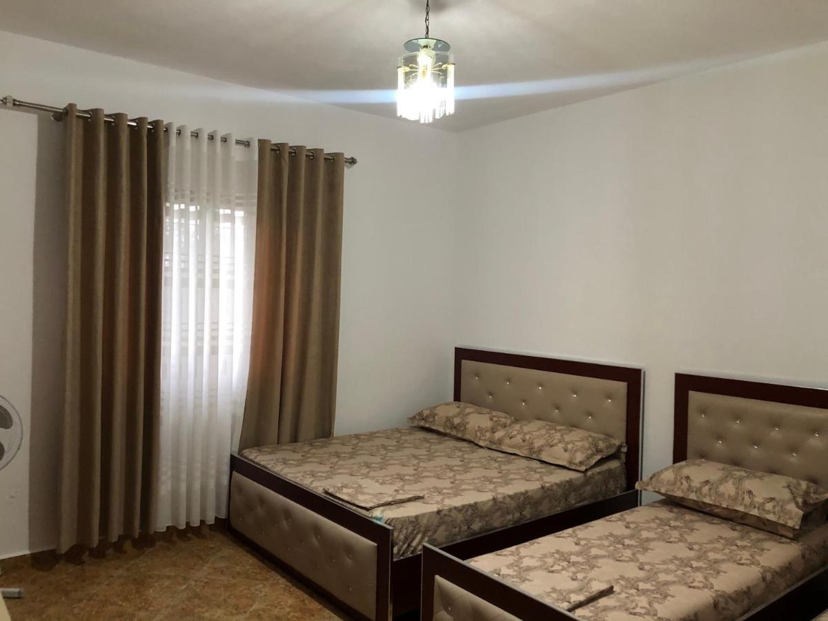 Guest House Murati Durrës Buitenkant foto